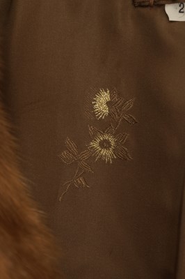 Lot 690 - A VINTAGE MINK FUR SHORT JACKET