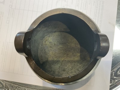 Lot 73 - AN 18TH/19TH CENTURY CHINESE BRONZE CENSER WITH SILVER WIRE INLAY