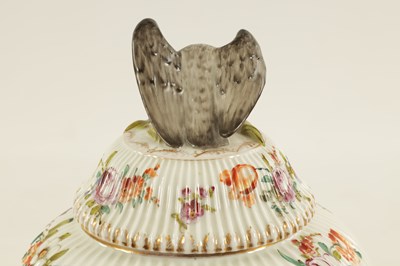 Lot 62 - A LATE 19TH CENTURY DRESDEN LARGE VASE AND COVER IN THE MANNER OF AUGUSTUS REX