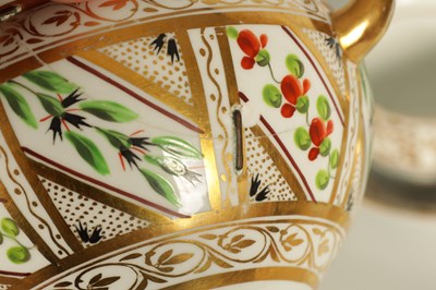 Lot 87 - A GROUPED COLLECTION OF VARIOUS LATE 18TH AND EARLY 19TH CENTURY DERBY CUPS, SAUCERS AND OTHER TABLEWARES