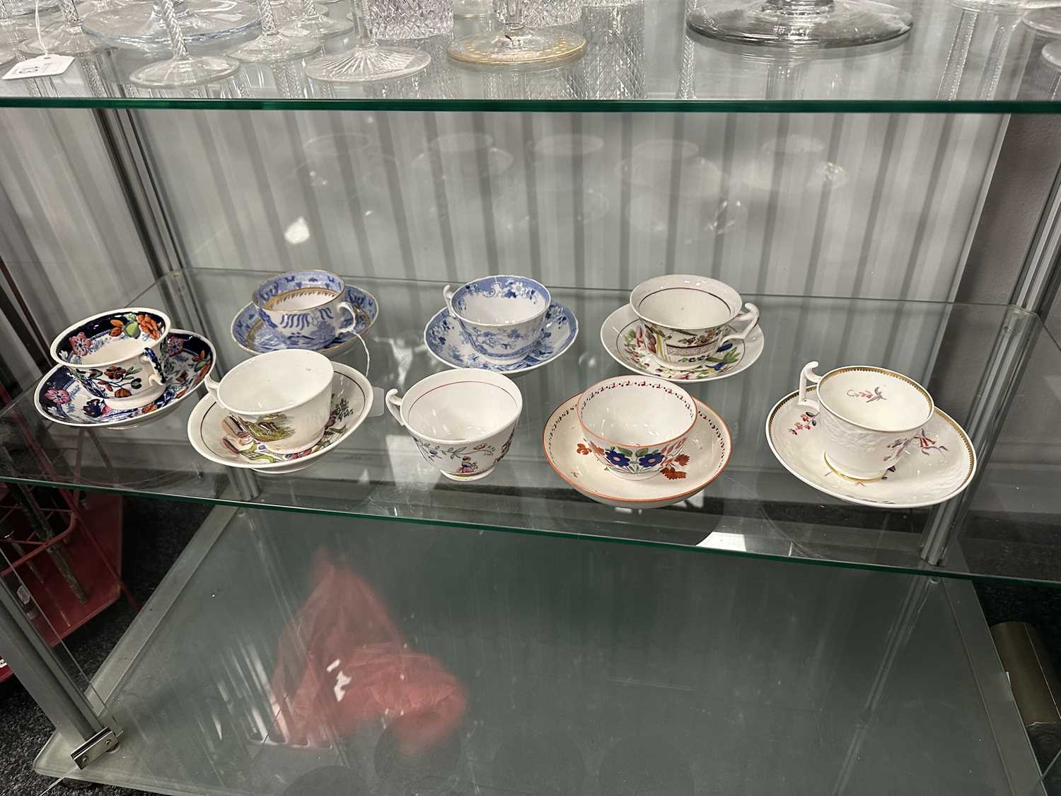 Lot 30 - A LARGE COLLECTION OF VARIOUS 19TH CENTURY TEA CUPS AND SAUCERS