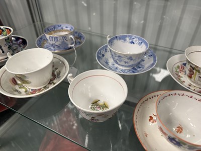 Lot 30 - A LARGE COLLECTION OF VARIOUS 19TH CENTURY TEA CUPS AND SAUCERS
