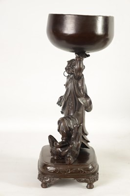 Lot 138 - A LARGE 19TH CENTURY CHINESE BRONZE RAKAN FIGURAL TABLE GONG