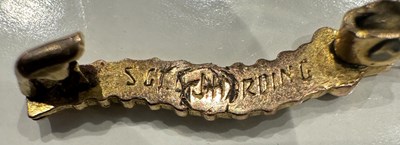 Lot 821 - A RARE WW2 GOLD CATERPILLAR CLUB BADGE WITH RUBY EYES AWARDED TO SERGEANT S.J. HARDING