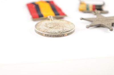 Lot 840 - A SILVER KIMBERLEY STAR MEDAL AND A QUEENS SOUTH AFRICAN MEDAL