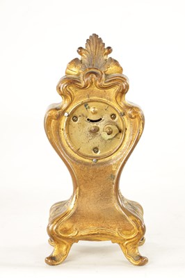 Lot 1253 - A GILT BRONZE ART NOUVEAU MANTEL CLOCK
