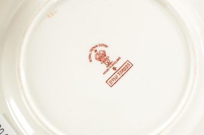 Lot 60 - A VARIOUS SELECTION OF ENGLISH PORCELAIN