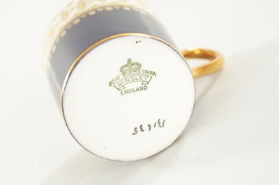 Lot 60 - A VARIOUS SELECTION OF ENGLISH PORCELAIN