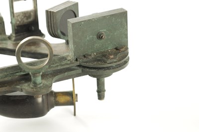 Lot 1777 - AN EARLY 19TH CENTURY BRASS SEXTANT