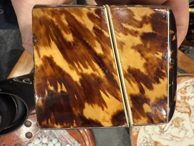 Lot 1072 - A SMALL 19TH CENTURY TORTOISESHELL AND MOTHER OF PEARL INLAID PERFUME BOX