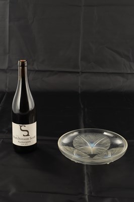Lot 7 - A R LALIQUE 'VOLUBILIS' OPALESCENT GLASS DISH