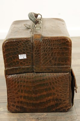 Lot 650 - A 19TH CENTURY GENTLEMAN'S CROCODILE SKIN TRAVELLING BAG
