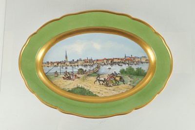 Lot 69 - AN EARLY 20TH CENTURY MEISSEN OVAL MEAT PLATE WITH PAINTED SCENE OF DUSSELDORF