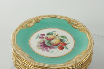 Lot 94 - A 19TH CENTURY ENGLISH PORCELAIN DESSERT SERVICE