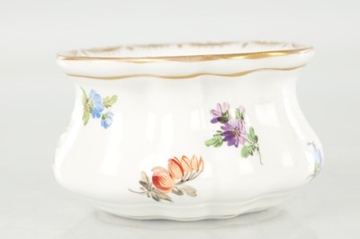 Lot 48 - A 19TH CENTURY MEISSEN PORCELAIN POUNCE POT AND A MINIATURE MEISSEN VASE