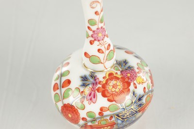 Lot 48 - A 19TH CENTURY MEISSEN PORCELAIN POUNCE POT AND A MINIATURE MEISSEN VASE