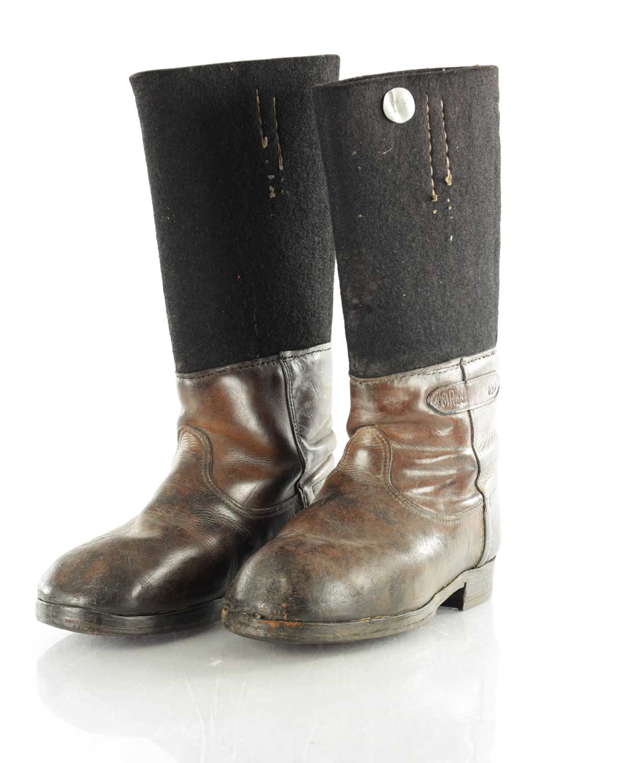 Lot 698 - A PAIR OF ORIGINAL WWII NAZI GERMAN WINTER ISSUE LEATHER AND FELT HOBNAIL BOOTS