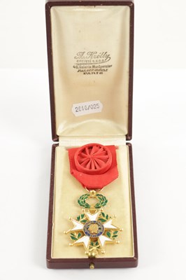 Lot 473 - A SET OF THREE CASED 20TH CENTURY HONORARY MEDALS