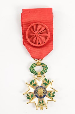 Lot 473 - A SET OF THREE CASED 20TH CENTURY HONORARY MEDALS