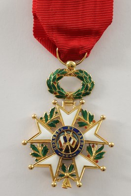 Lot 473 - A SET OF THREE CASED 20TH CENTURY HONORARY MEDALS