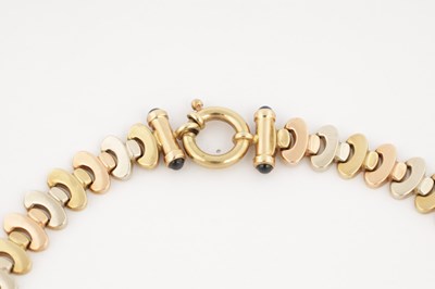 Lot 223 - A 9CT GOLD FLAT LINK NECKLACE