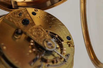 Lot THOMAS ADAMS, SHEFFIELD. AN 18CT YELLOW GOLD OPEN FACED POCKET WATCH