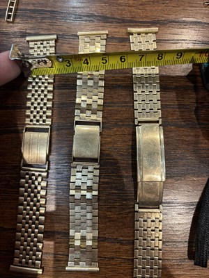 Lot 355 - A COLLECTION OF 9CT GOLD WATCH BRACELETS AND A CHAIN