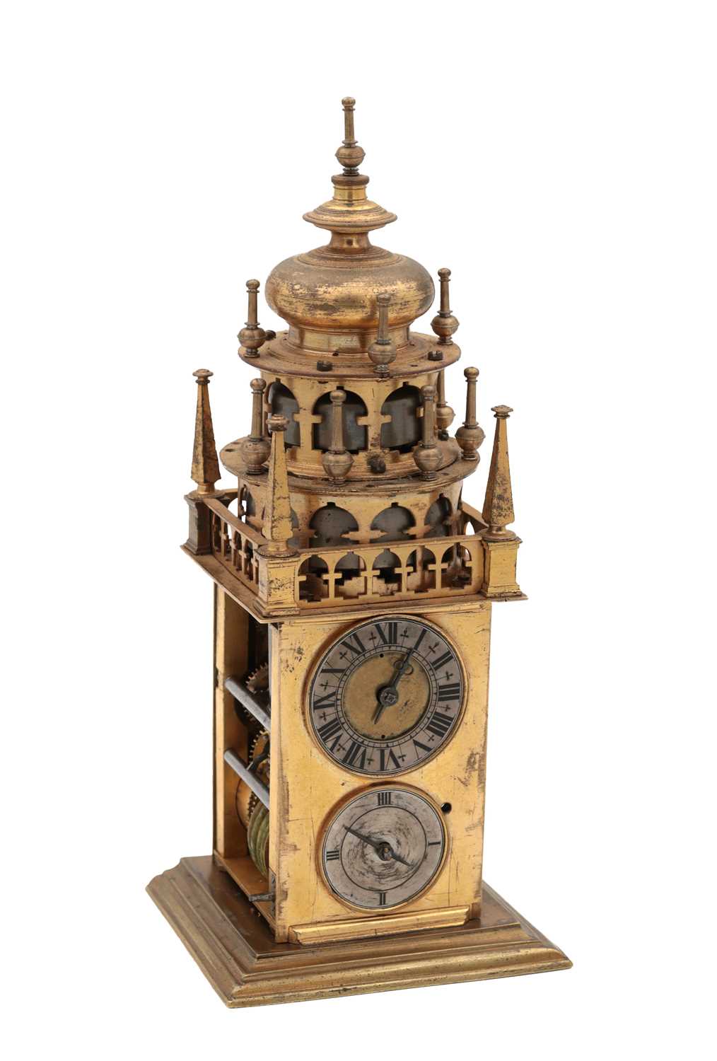 Lot 1218 - AN EARLY 17TH CENTURY GERMAN GILT BRASS QUARTER STRIKING VERGE TOWER CLOCK