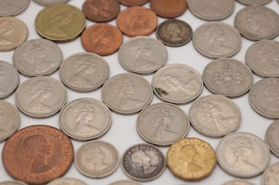Lot A LARGE COLLECTION OF ELIZABETH II COINS
