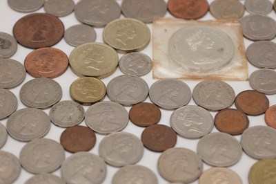 Lot A LARGE COLLECTION OF ELIZABETH II COINS