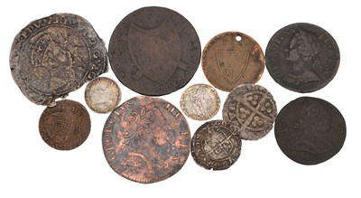Lot 312 - A COLLECTION OF 16TH TO 18TH CENTURY BRITISH SILVER AND COPPER COINS
