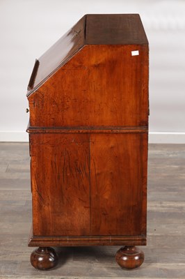 Lot 1674 - A WILLIAM AND MARY HERRINGBONE INLAID FIGURED WALNUT BUREAU OF SMALL SIZE
