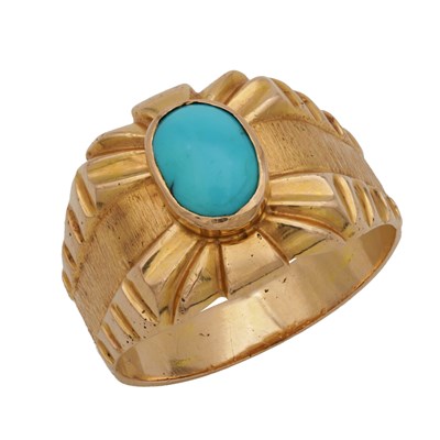 Lot 225 - AN 18CT ROSE GOLD AND TURQUOISE SET RING