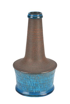 Lot 577 - NILS KÄHLER A 1960S DANISH BLUE-GLAZED STONEWARE VASE FOR THE HERMAN A. KÄHLER CERAMICS WORKSHOP
