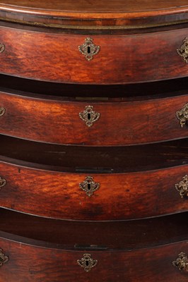 Lot 1694 - A GOOD GEORGE III GENTLEMAN'S SERPENTINE FRONTED FIGURED SATINWOOD DRESSING CHEST