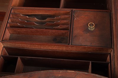 Lot 1569 - A GEORGE III MAHOGANY GENTLEMAN'S SERPENTINE FRONT DRESSING CHEST