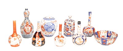 Lot 806 - A COLLECTION OF NINE PIECES OF JAPANESE PORCELAIN