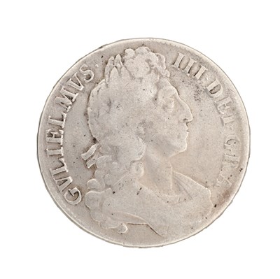 Lot 298 - A WILLIAM III (1694-1702) ENGLISH SILVER CROWN