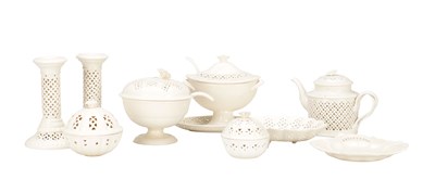 Lot 665 - A COLLECTION OF LEEDS CREAMWARE