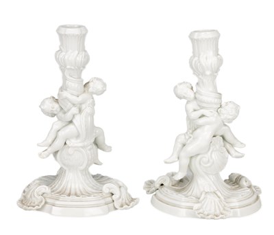 Lot 631 - A PAIR OF MEISSEN STYLE PORCELAIN CANDLESTICKS