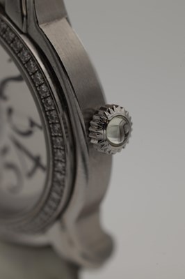 Lot 447 - AN AUDEMARS PIGUET LADIES DIAMOND-SET WRIST WATCH