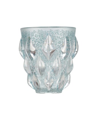 Lot 535 - RENE LALIQUE A FROSTED AND BLUE STAINED GLASS VASE "RAMPILLON" CIRCA 1927