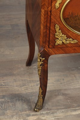 Lot 1555 - A 19TH CENTURY FRENCH ORMOLU MOUNTED KINGWOOD VITRINE WITH VERNIS MARTIN PANEL