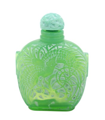 Lot 563 - RENE LALIQUE A LE JADE MOULDED AND FROSTED GREEN GLASS PERFUME BOTTLE