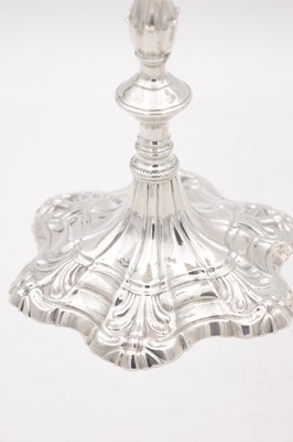Lot 19 - A FINE PAIR OF GEORGE III ENGLISH CAST SILVER CANDLESTICKS BY EBENEZER COKER