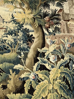 Lot 1122 - A LARGE AND IMPRESSIVE 18TH CENTURY FRENCH VERDURE TAPESTRY