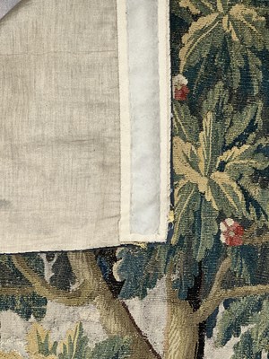 Lot 1122 - A LARGE AND IMPRESSIVE 18TH CENTURY FRENCH VERDURE TAPESTRY