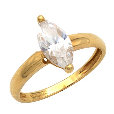 Lot 221 - AN 18CT YELLOW GOLD AND CUBIC ZIRCONIA RING