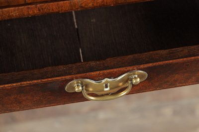 Lot 1689 - A QUEEN ANNE FIGURED WALNUT TEA TABLE