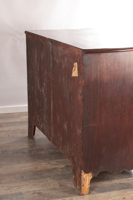 Lot 1599 - A GOOD GEORGE III MAHOGANY SERPENTINE CHEST OF DRAWERS